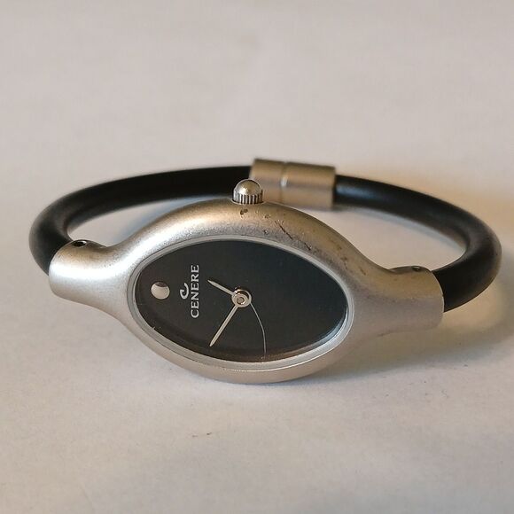 Vintage Cenere Women's Silver Tone Case Black Band Analog Bracelet Watch 8600 - Picture 1 of 11